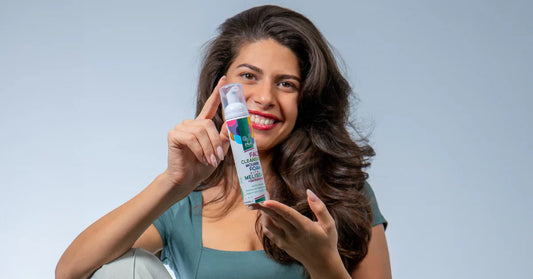 Familiegeproduceerde Melisse Reinigingsschuim voor het gezicht